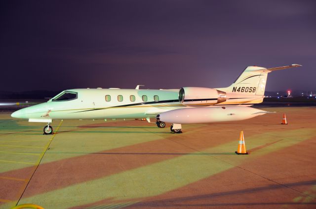 Learjet 35 (N460SB) - Seen at KFDK on 6/11/2009.