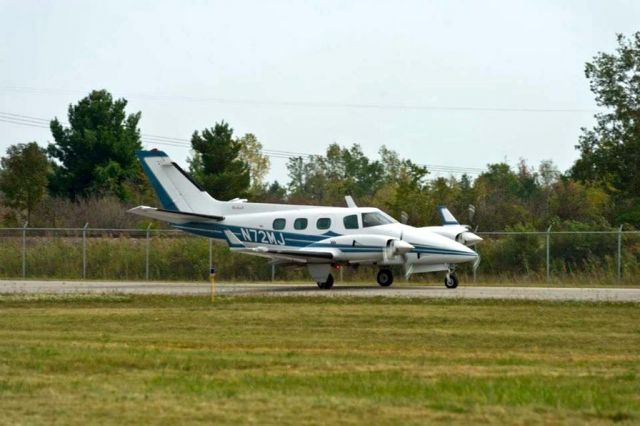 Beechcraft Duke (N72MJ)