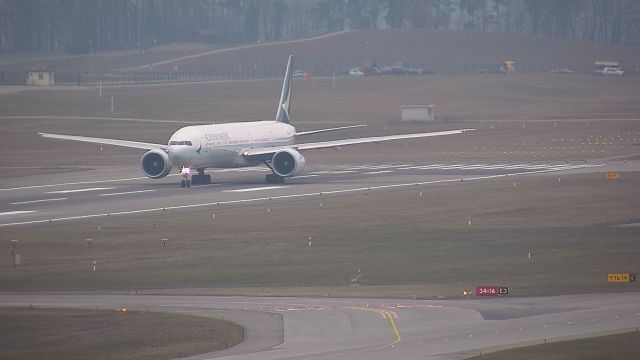 BOEING 777-300ER (B-KPT) - About to depart to Hong Kong