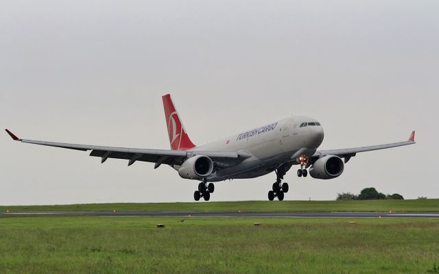 Airbus A330-200 (TC-JDS) - turkish cargo a330-200f tc-jds about to land at shannon this evening 26/5/16.