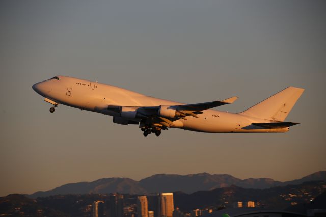 Boeing 747-400 (N742CK)