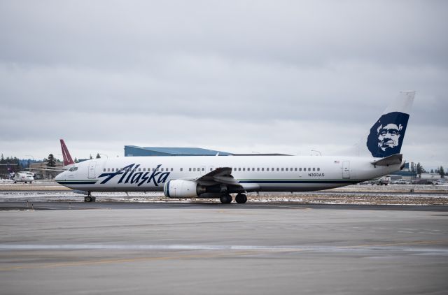 Boeing 737-900 (N303AS)