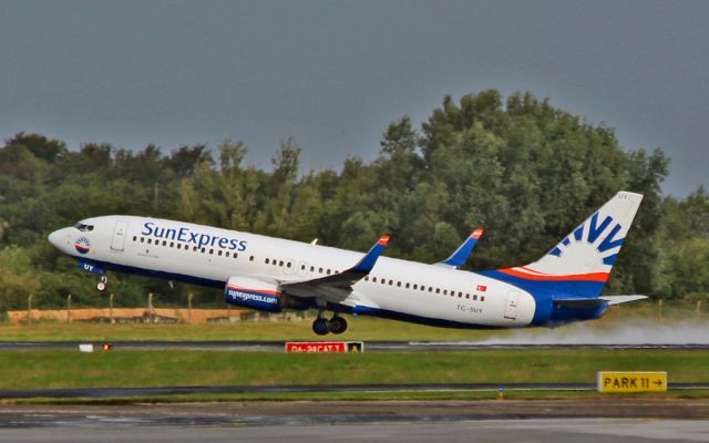 Boeing 737-800 (TC-SUY) - sunexpress b737-8 tc-suy dep shannon for izmir 15/8/15