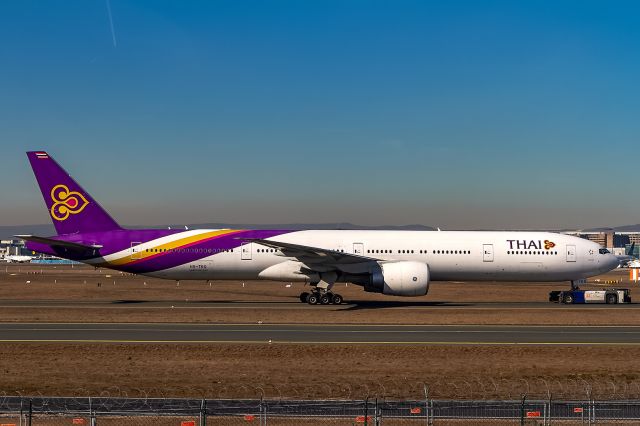 BOEING 777-300 (HS-TKQ)