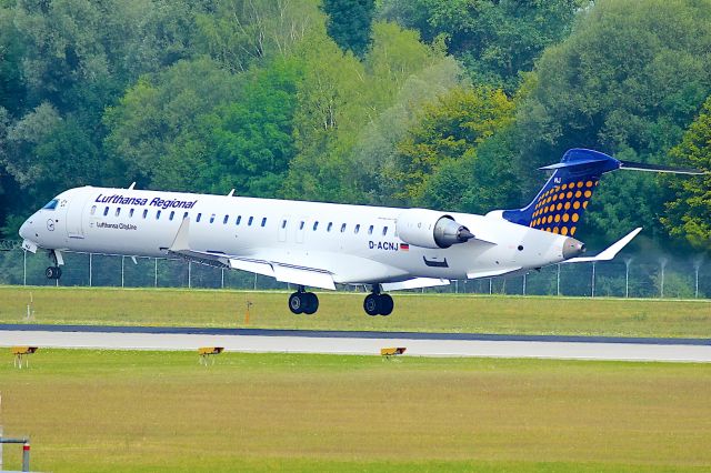 Canadair Regional Jet CRJ-900 (D-ACNJ)