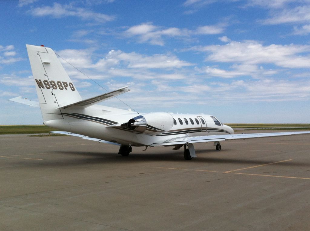 Cessna Citation V (N988PG) - on the ramp in KGCK