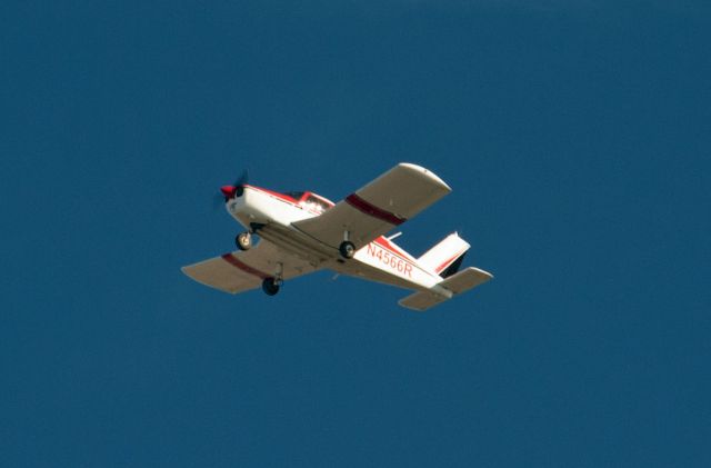 Piper Cherokee (N4566R) - Turning cross wind from 27 at Carson City