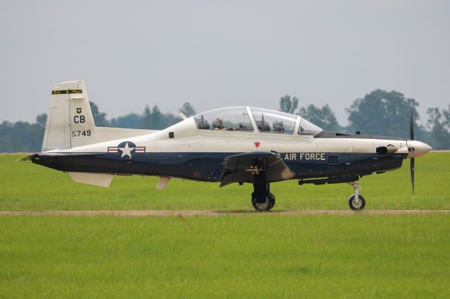 Raytheon Texan 2 (04-3749)
