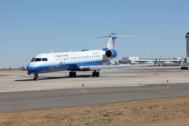 Canadair Regional Jet CRJ-700 (N728SK)