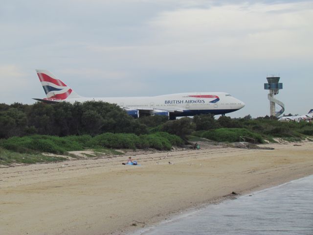 — — - gcivd 747 400 at YSSY