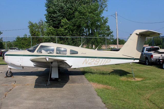 Piper Arrow 4 (N2911P)