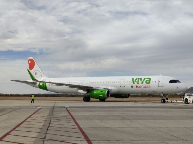 Airbus A321 (XA-VCC)