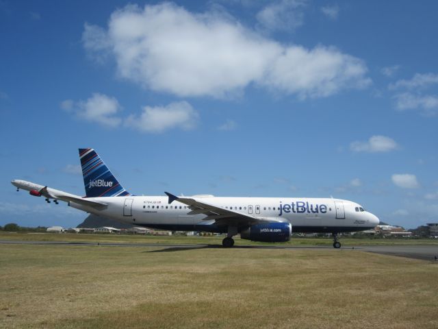 Airbus A320 (N784JB)