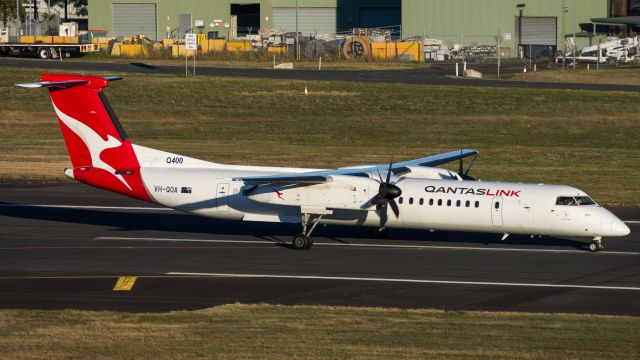 de Havilland Dash 8-400 (VH-QOA)