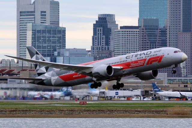Boeing 787-9 Dreamliner (A6-BLV)