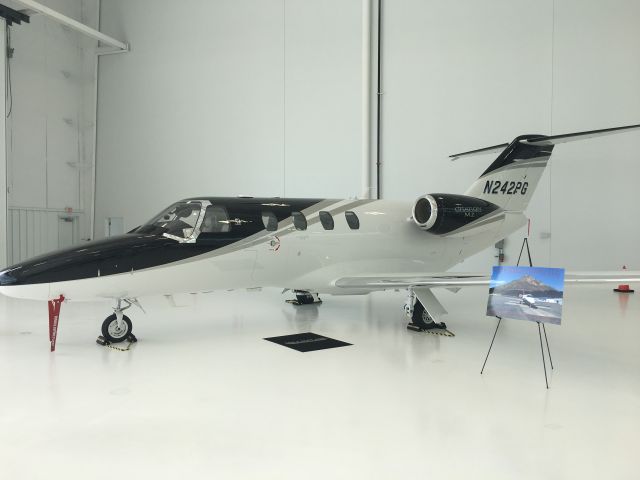 Cessna Citation CJ1 (N242PG)