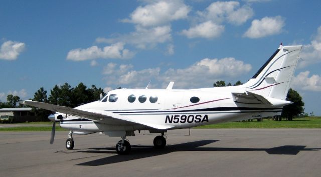 Beechcraft King Air 90 (N590SA) - Parked at visitor apron at Holley Mt. Airpark Clinton AR.