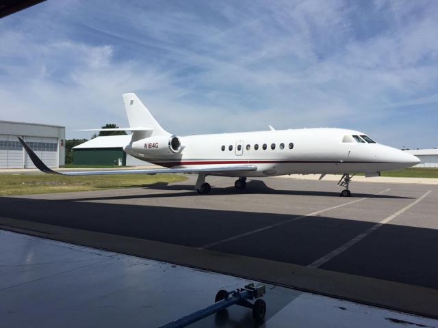 Dassault Falcon 2000 (N184G) - Ready for flight - new 2000S model.