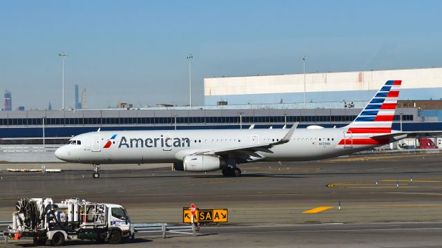 Airbus A321 (N109NN) - American Airlines Airbus A321-231 N109NN in New York JFK 