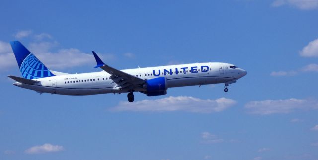 Boeing 737 MAX 9 (N37554) - Shortly after departure is this brand new United Airlines Boeing 737-9 in the Spring of 2023.