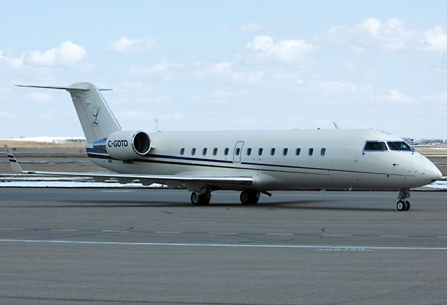 Canadair Regional Jet CRJ-200 (C-GDTD) - C-GDTD taxing to Landmark Aviation at CYYC