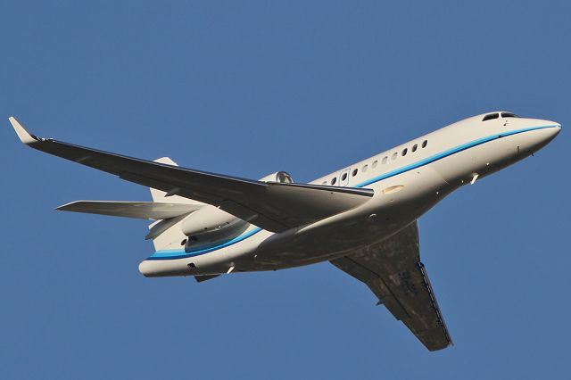 Dassault Falcon 7X (SX-GRC) - Amjet Executive - Taking off.