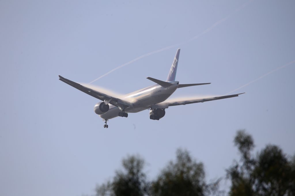 BOEING 777-300ER (JA784A)