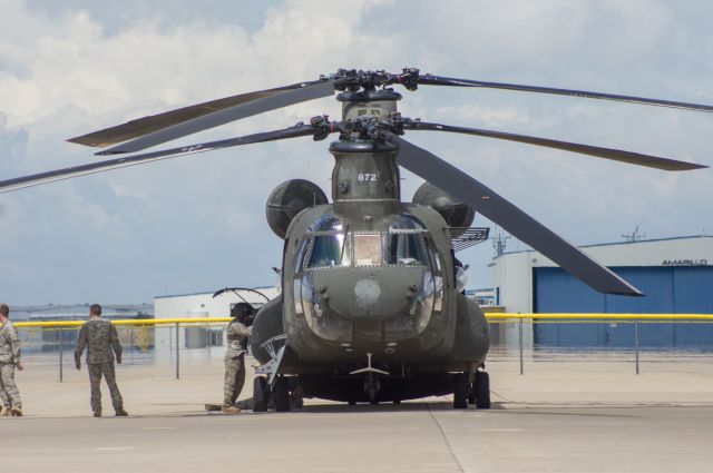 Boeing CH-47 Chinook (6307918) - US Army H-47 Chinook during a layover in Amarillo.