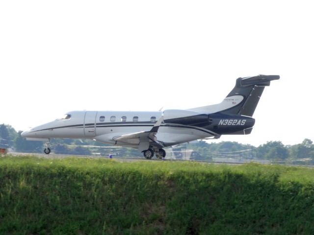 Embraer Phenom 300 (N362AS)