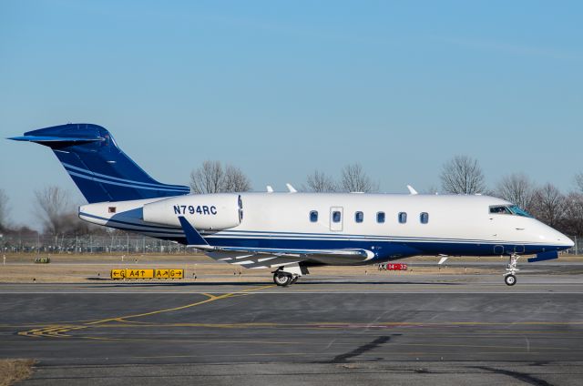 Bombardier Challenger 300 (N794RC)