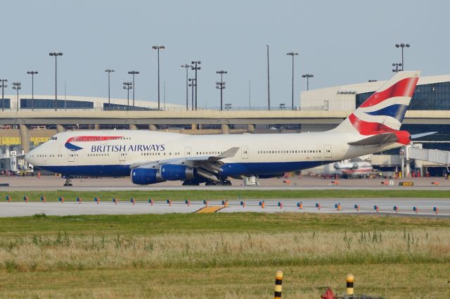 Boeing 747-200 (G-CIVH) - British Airways - B747-400 - G-CIVH - Departing KDFW - 06/08/2013