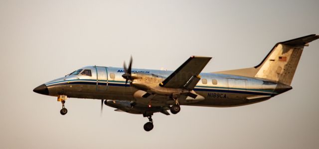 Embraer EMB-120 Brasilia (N189CA)