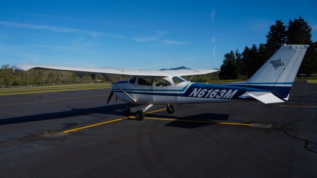Cessna Skyhawk (N6163M)