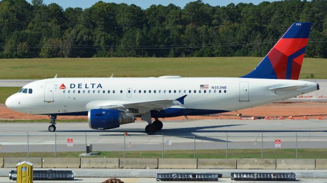 Airbus A319 (N353NB) - 10/22/21