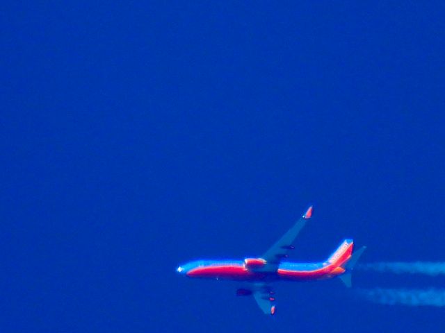 Boeing 737-800 (N8618N)