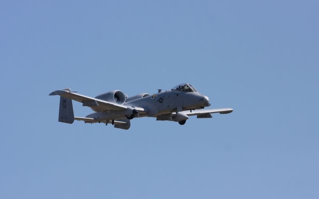 Fairchild-Republic Thunderbolt 2 (N80238) - A-10 at the Abbotsford airshow.