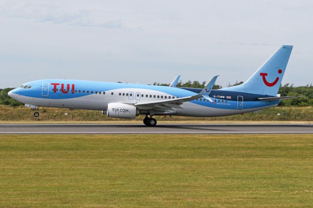 Boeing 737-800 (G-TAWW) - TOM2628 departing to Verona.