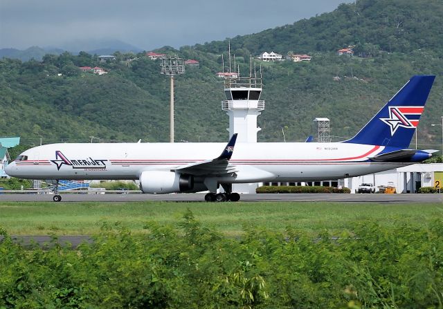 Boeing 757-200 (N193AN)