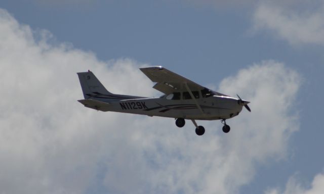 Cessna Skyhawk (N1129K)