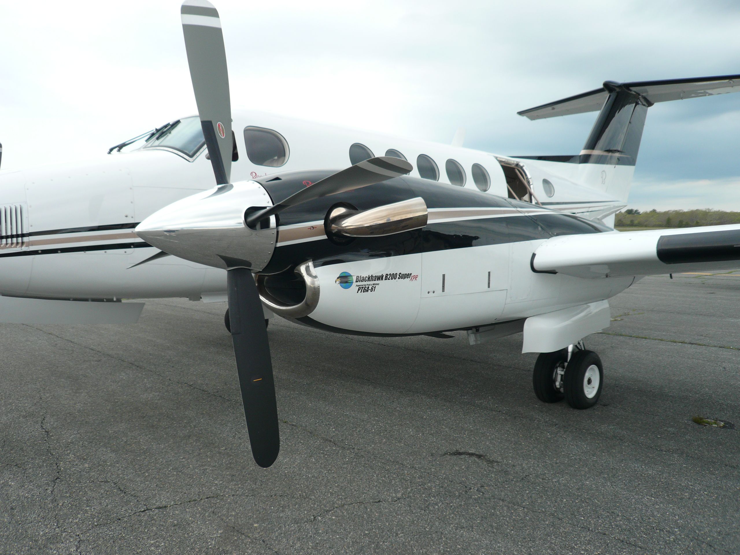 Beechcraft Super King Air 200 —