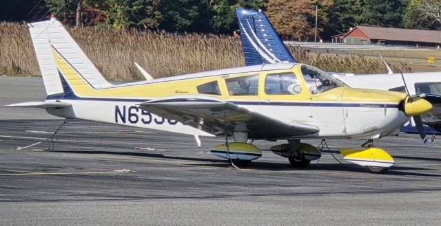 Piper Cherokee (N6538J) - Beautiful Cherokee sitting vacant on the tarmac 