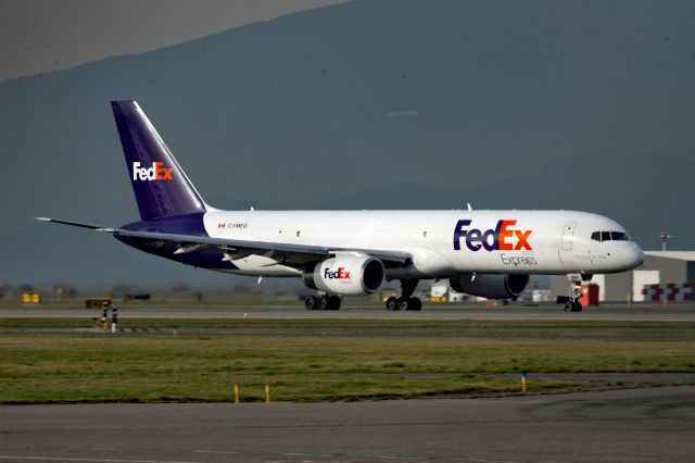 Boeing 757-200 (C-FMEQ)