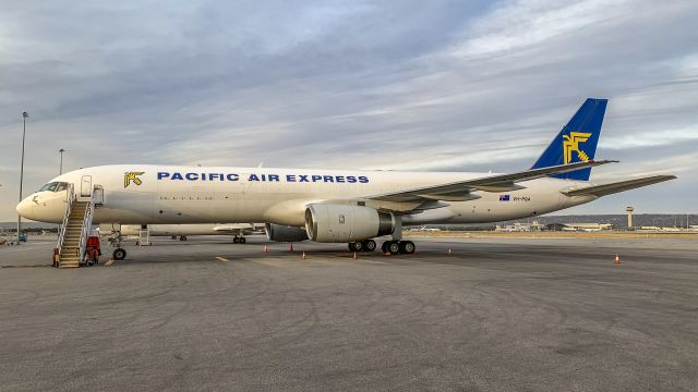 Boeing 757-200 (VH-PQA)