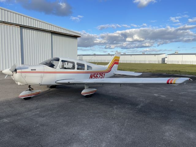 Piper Cherokee (N56751)