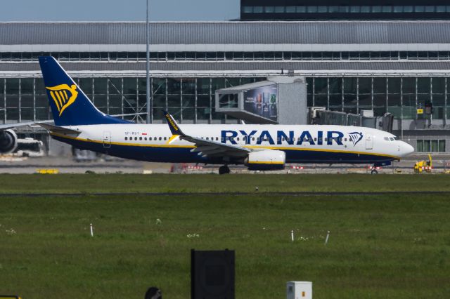 Boeing 737-800 (SP-RSY) - WAW SPOTTING