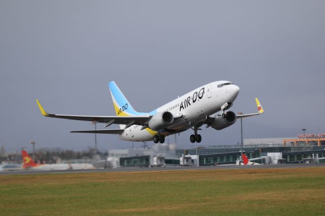 Boeing 737-700 (JA15AN) - hakodate air port hokkaido japan