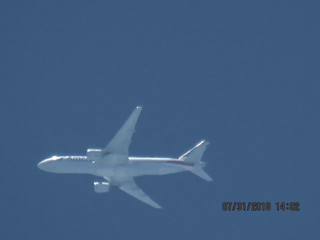 Boeing 777-200 (N786AN)