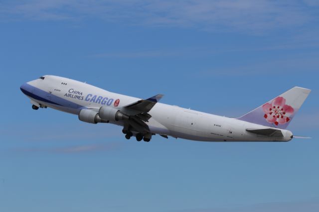 Boeing 747-400 (B-18725)