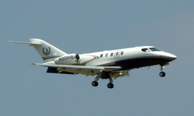 Emivest SJ30 (N901HB) - Sino-Swearingen SJ-30, landing 12R San Antonio