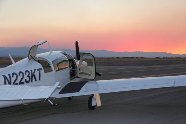 Mooney M-20 Turbo (N223KT)